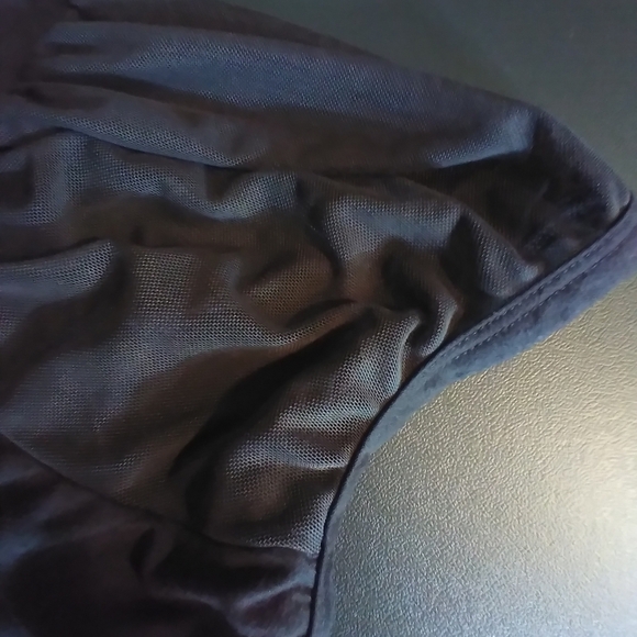 Forever Rose Black Dress with Gold Necklace Size 1X Flowy Beachy Resortwear - Picture 3 of 7